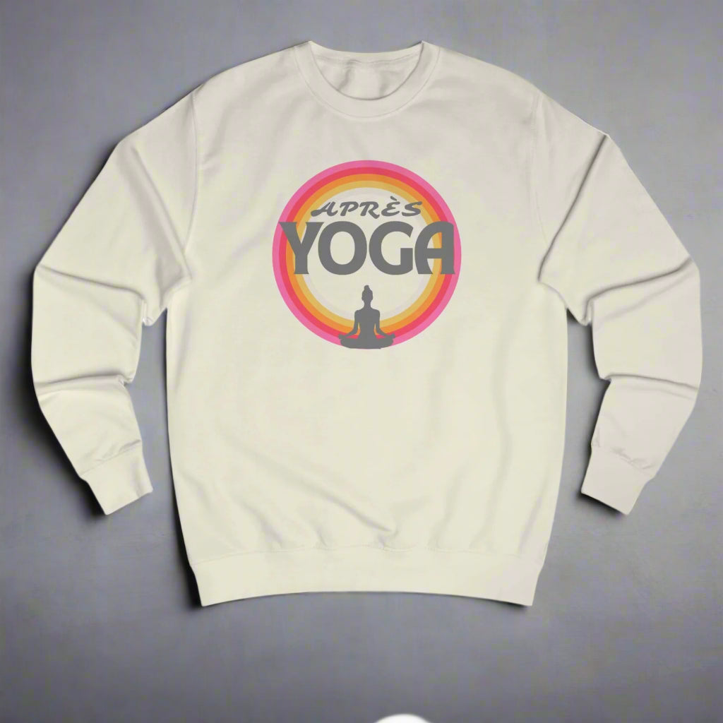 Après Yoga Cozy Crewneck with Retro Design