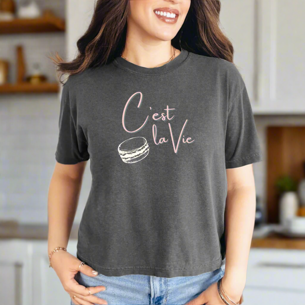 French Macaron Tee: C'est la Vie