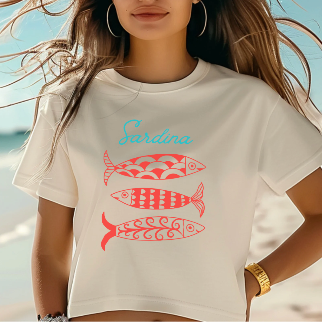 Sardina Tee- Block Print in Aqua and Red: Relaxed Cropped Silhouette