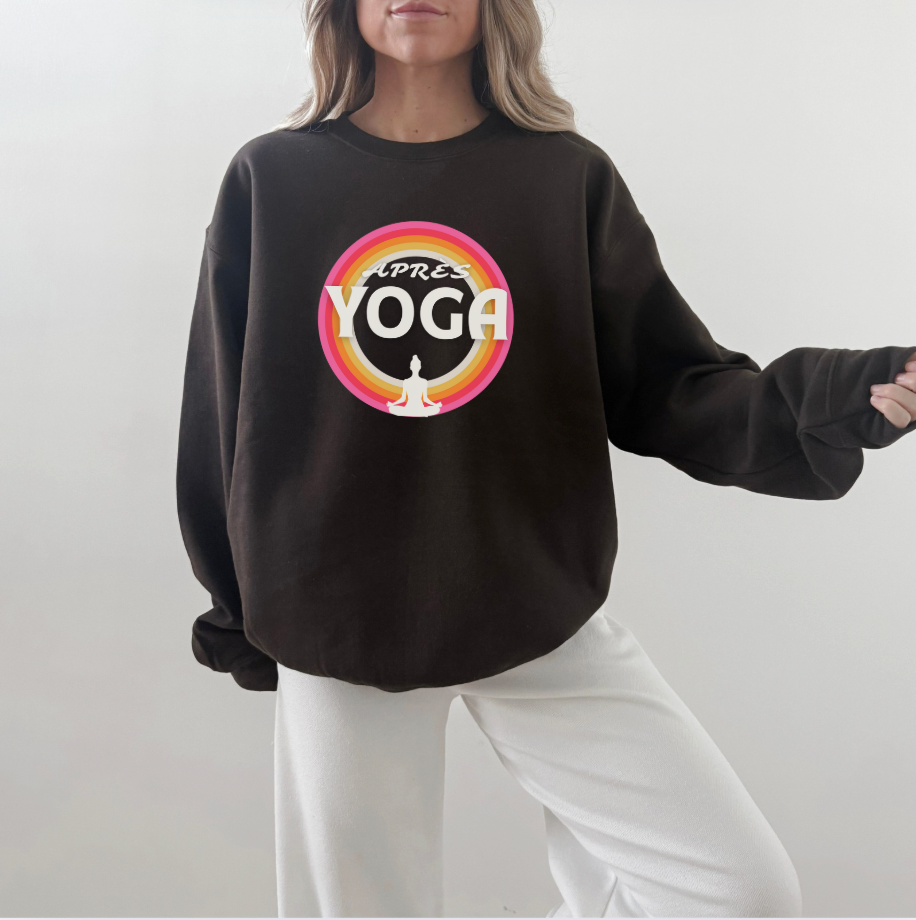 Après Yoga Cozy Crewneck with Retro Design
