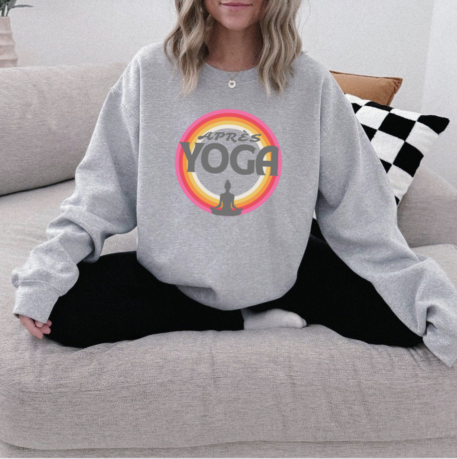 Après Yoga Cozy Crewneck with Retro Design
