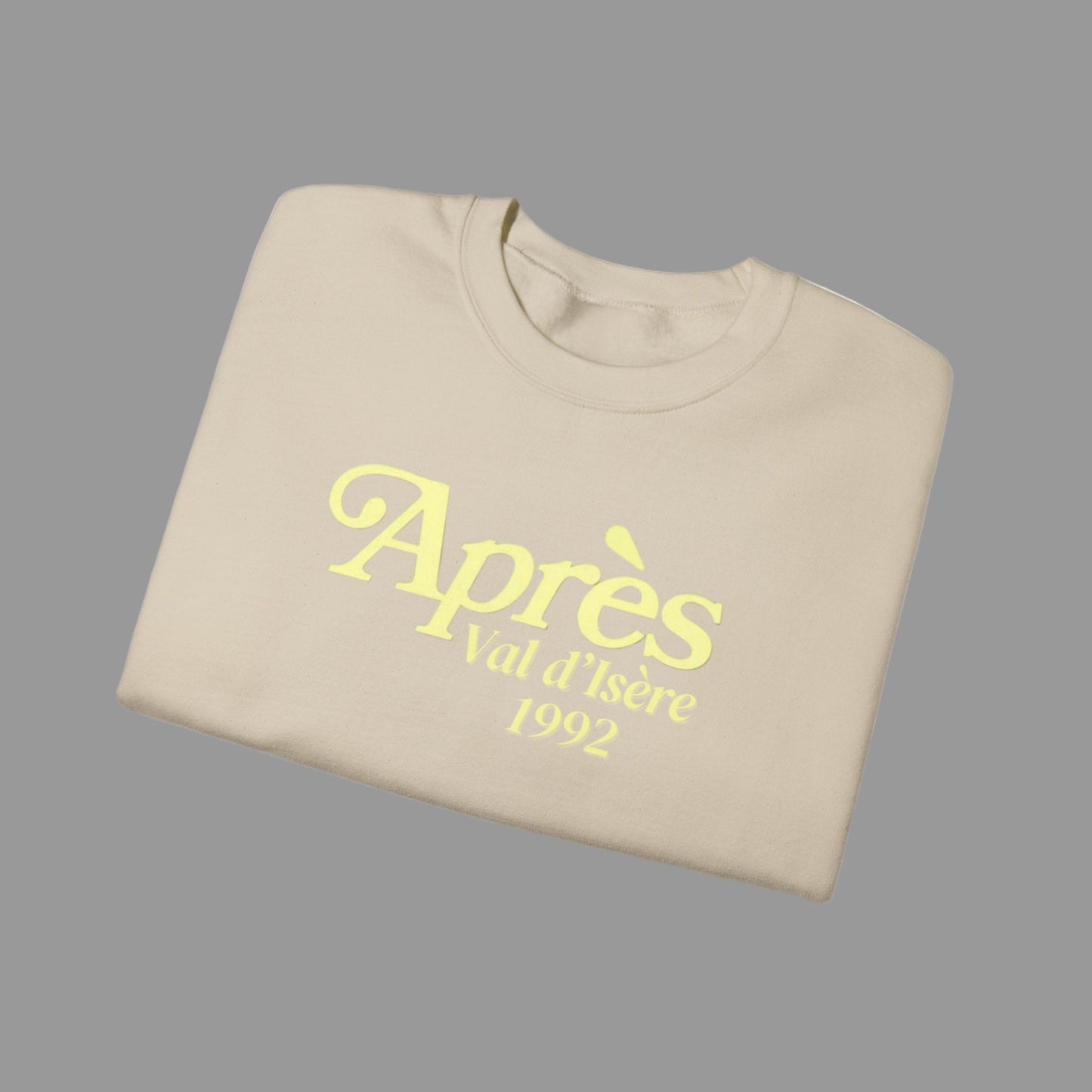 Après Val d'Isère 1992 Crewneck Sweatshirt — Vintage Vibes Ski