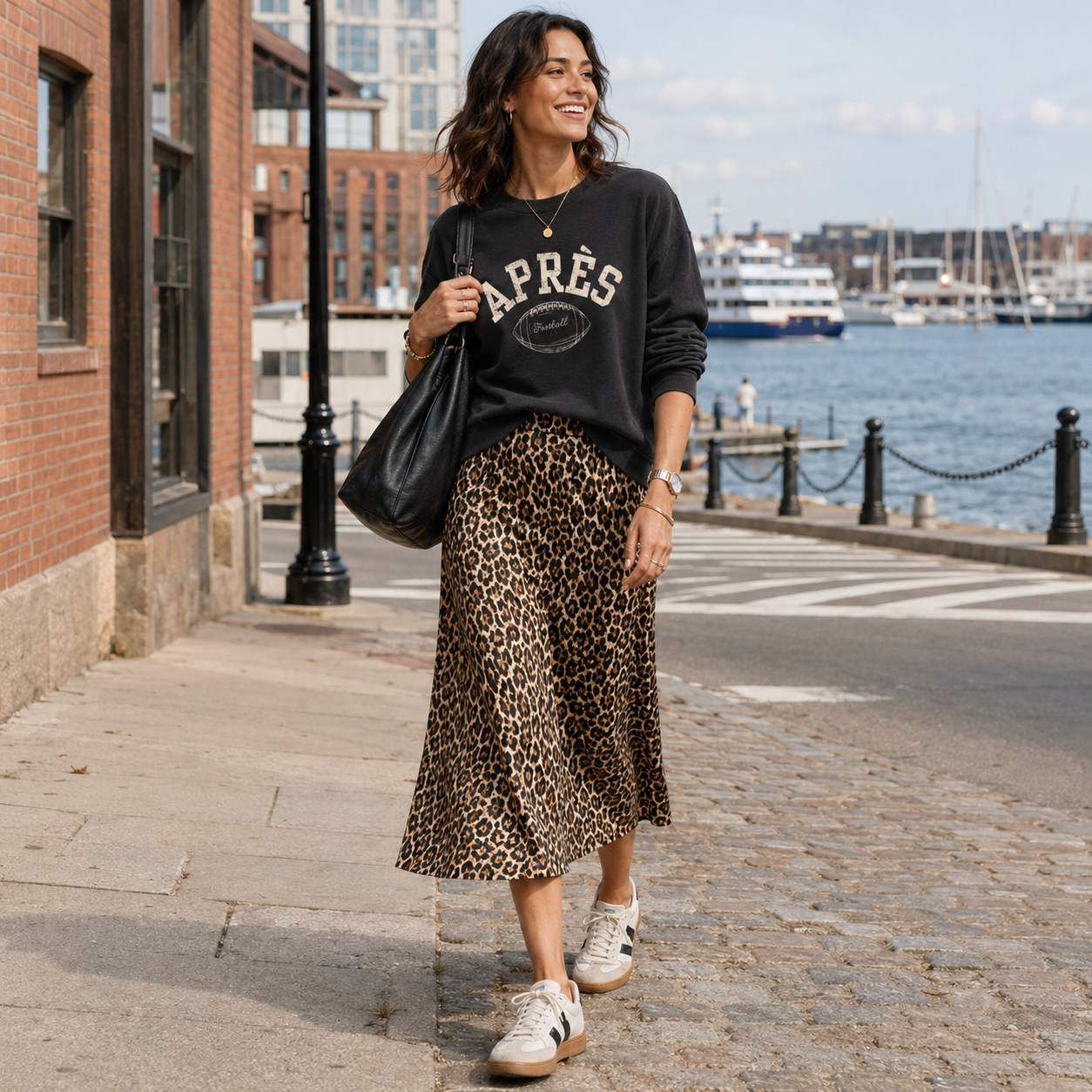 Après Football Sweatshirt | Vintage Graphic Crewneck