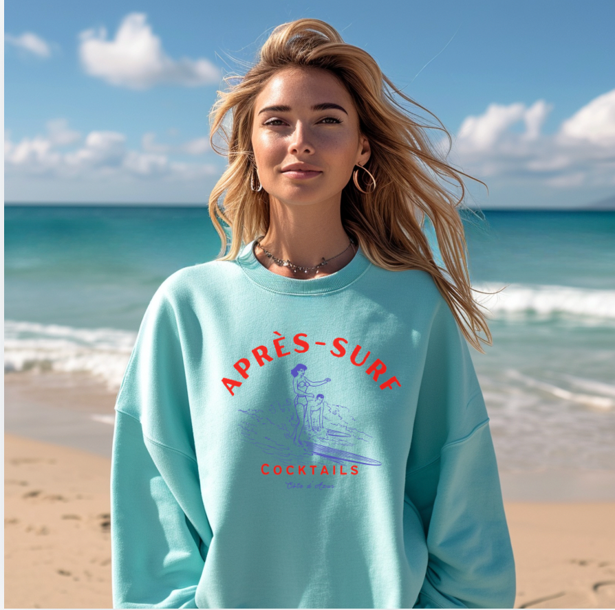 Après-Surf Cocktails: Retro Red & Blue Graphic Sweatshirt