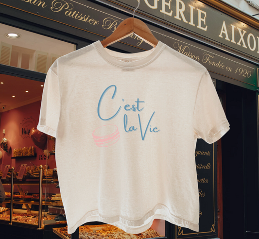 French Macaron Tee: C'est la Vie