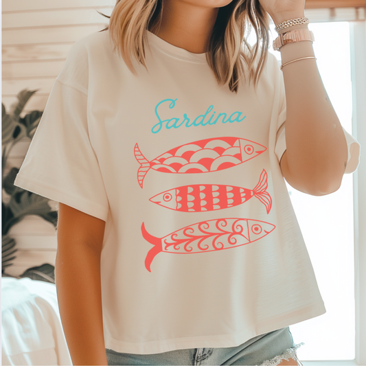 Sardina Tee- Block Print in Aqua and Red: Relaxed Cropped Silhouette