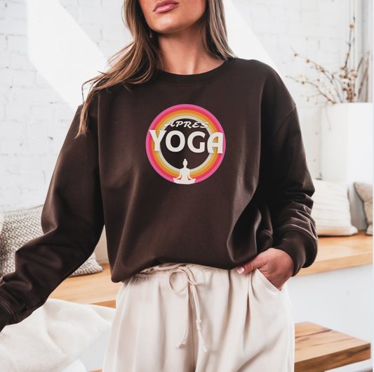 Après Yoga Cozy Crewneck with Retro Design