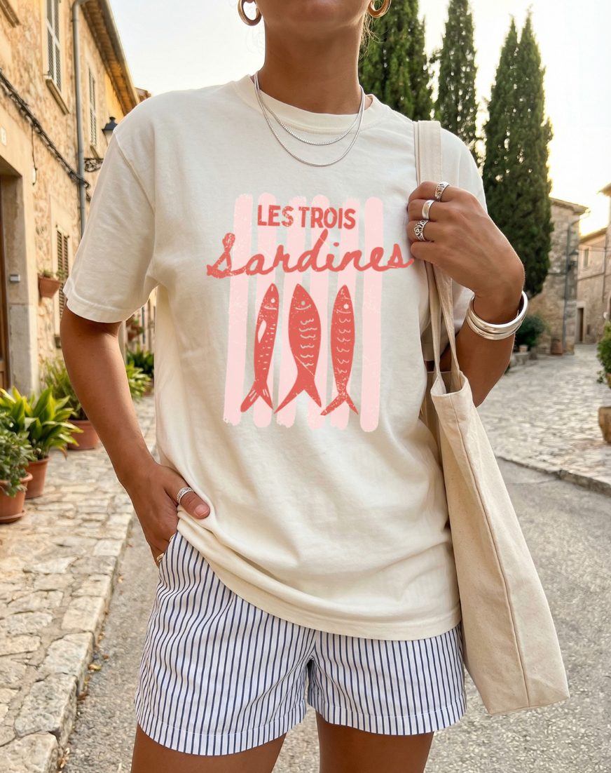 Les Trois Sardines Tee